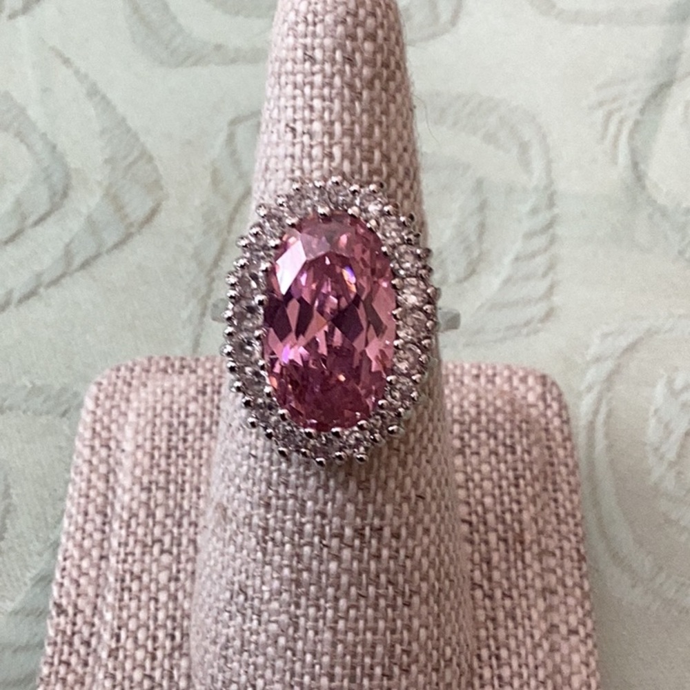 ❤️925 sterling cocktail ring with Sparkling pink facet stone crystals